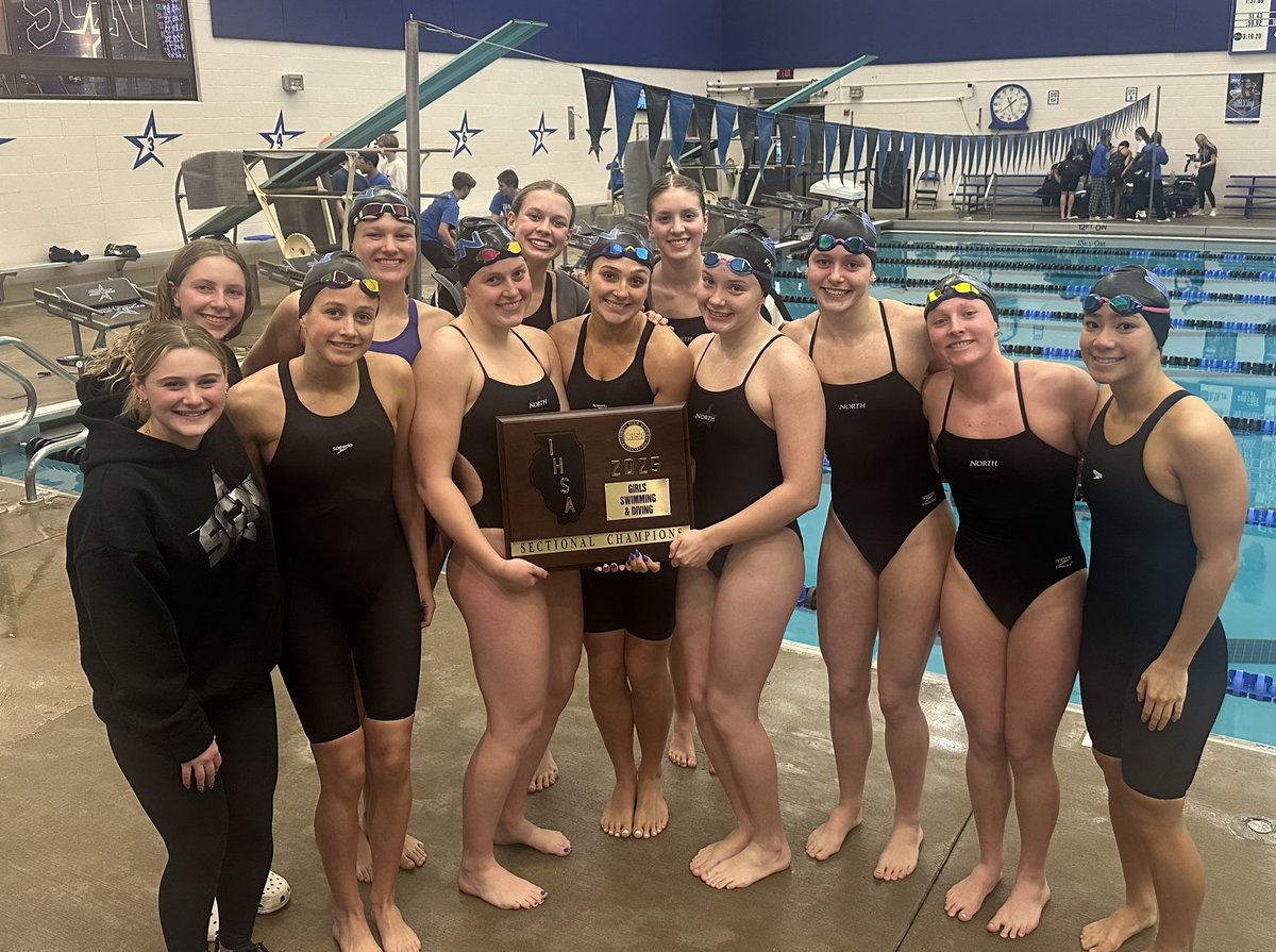 🏆Sectional Champs!🏆

Your state-bound North Stars are <a href="/IHSA_IL/">Illinois High School Association #IHSA</a> Sectional Champs!!

#SectionalStars🤩