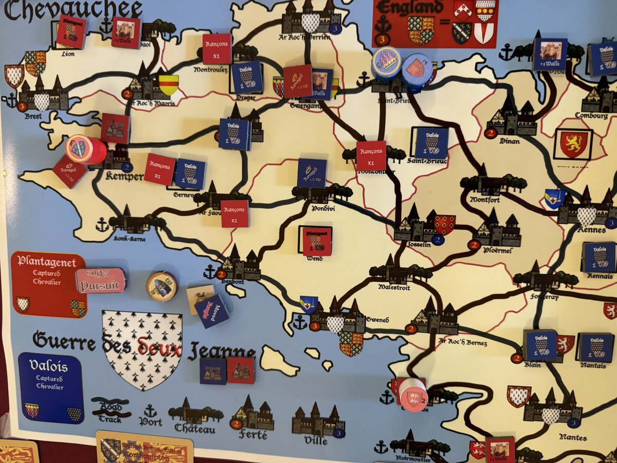 smarkg52's tweet photo. Another day of teaching #Chevauchée #levyandcampaign @SDHistCon #SdHistCon2025 https://t.co/zIbn5W3bwB