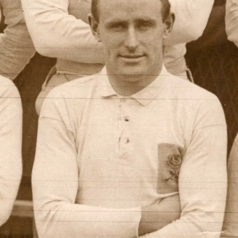 EnglandRugby's tweet photo. Lest We Forget.

Remembering the stories of England players who made the ultimate sacrifice.

#LestWeForget | #RemembranceSunday