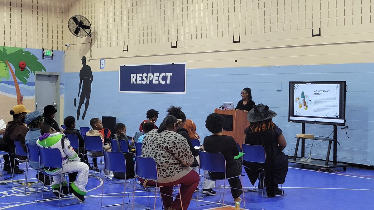 PrincipalShepp's tweet image. 🎃 October 31st was one for the books at G-Dubb! We had our Storybook Character Parade, Trunk-or-Treat, and Literacy Night — plus celebrated our Honor Roll and Perfect Attendance friends 🏅 and opened the School Store! A full day of fun, learning &amp;amp; Eagle pride! 💙💛🦅 #GDubbWay