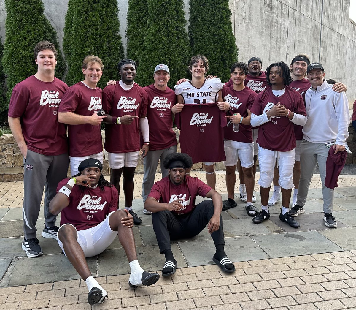 PLAY HARD ENOUGH, LONG ENOUGH! #OutHitOutHustle 🐻🎳