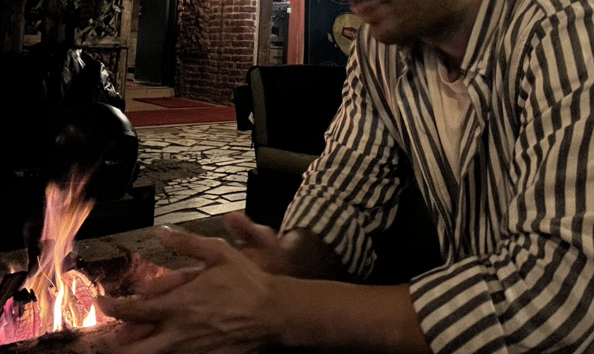 Yanayım yanayım ateşlerde yanayım