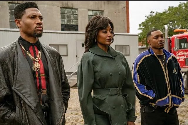 FrancisLobela's tweet photo. ⚖️ Débat du jour :
Entre Raq et Monet, qui incarne vraiment le pouvoir féminin dans la rue ?
💭 Être une femme forte, c’est du courage… ou une condamnation à finir seule ?
🔁 Donne ton avis 👇🏽 #PowerUniverse #RaqThomas #MonetTejada #RaisingKanan #PowerBookII @PowerBookFrance https://t.co/KyAdvyBW24