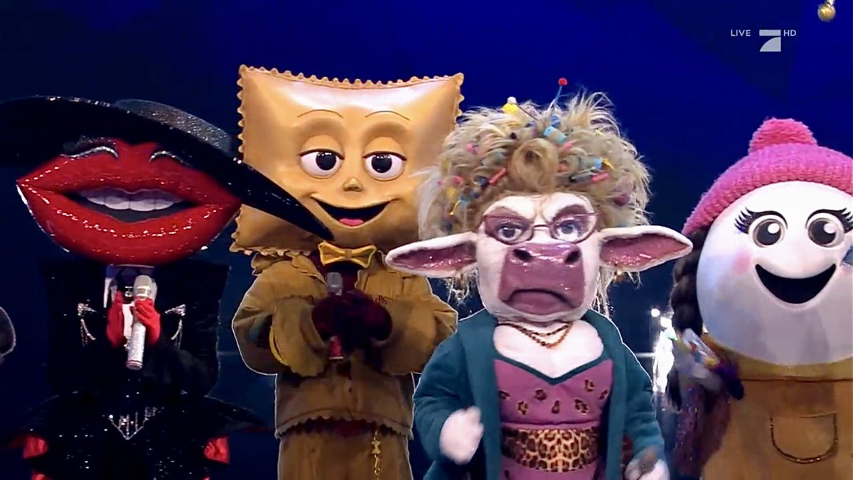 TomFox81's tweet image. Die Kuh ist Twitter. #MaskedSinger