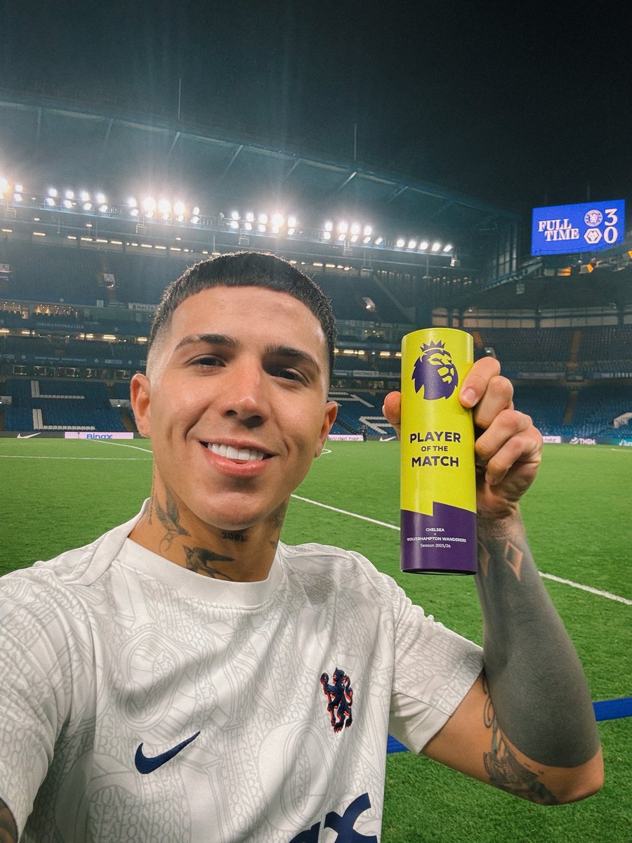 🚨🇦🇷Enzo Fernández será baja para la Selección Argentina en esta fecha FIFA. 

🗣️ El futbolista declaró pos triunfo con Chelsea: “Estuve hablando con el cuerpo médico porque tuve un problema en la rodilla en estos cuatro meses. Vengo con un edema óseo que creo que empeoró porque