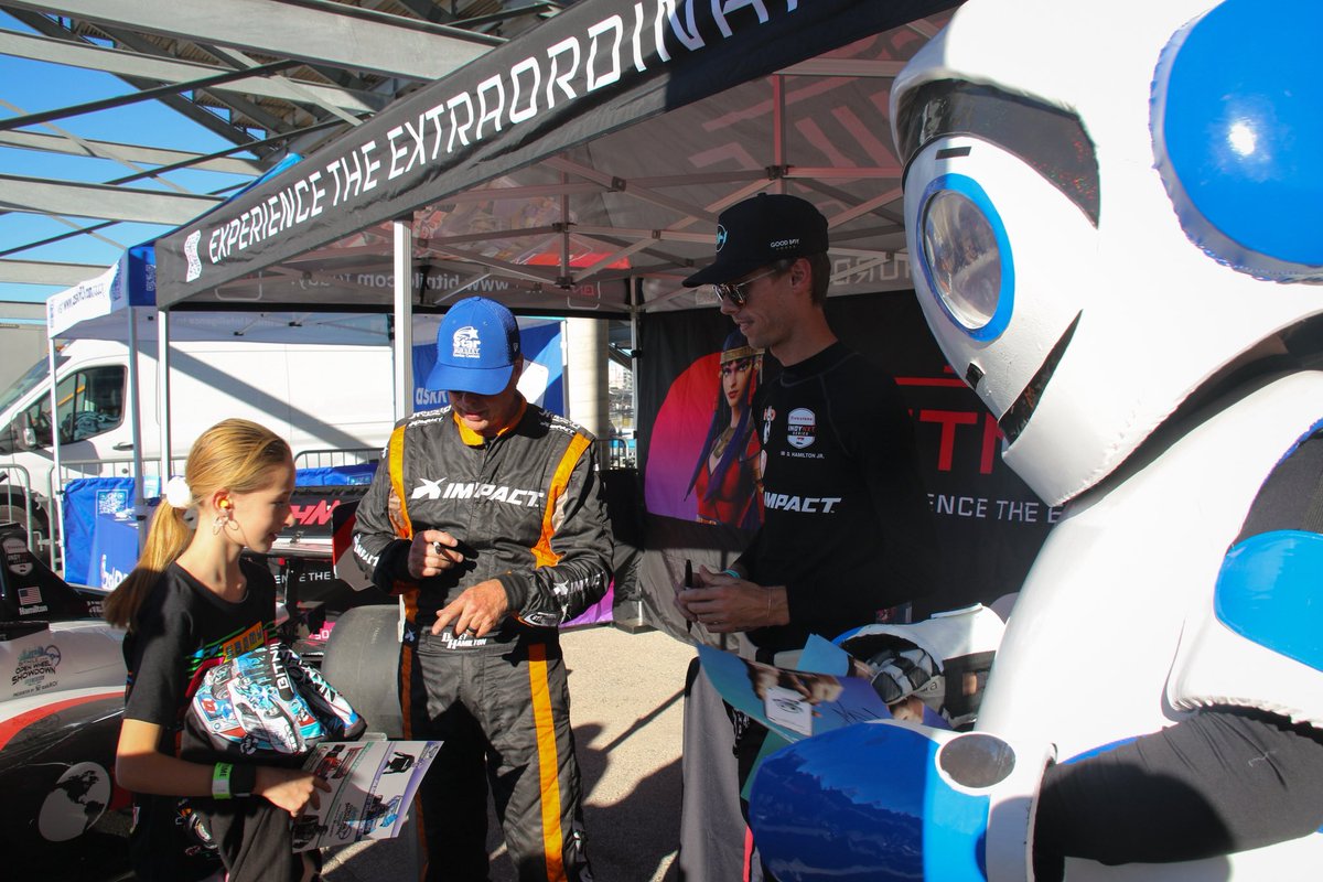 Las Vegas Motor Speedway tweet media