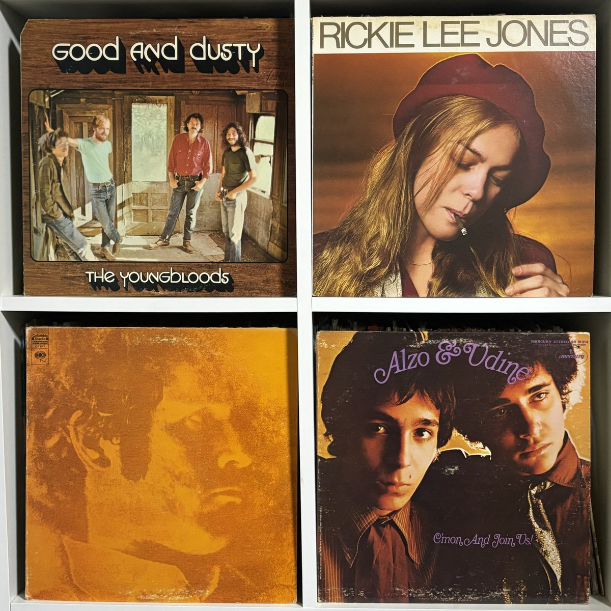 TurntableTokyo's tweet photo. Good Morning Tokyo
Sunday Rainy Morning Vibes
#rickieleejones #youngbloods #jessecolinyoung #timhardin #alzoandudine #vinylrecords #usedrecords #recordstore #recordshop #turntabletokyo #recordadventure #vinylhunting #recordhunting #digging #dustyfingers https://t.co/SCcwNZDqLo