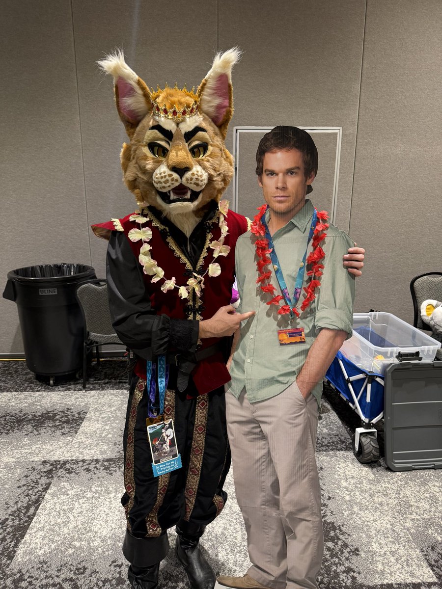 Tonight’s the night 

📸:<a href="/PrinceAquaticat/">— Denauticat 🔜 Next Con: MadMonster ࿐ ˚ . ✦</a>