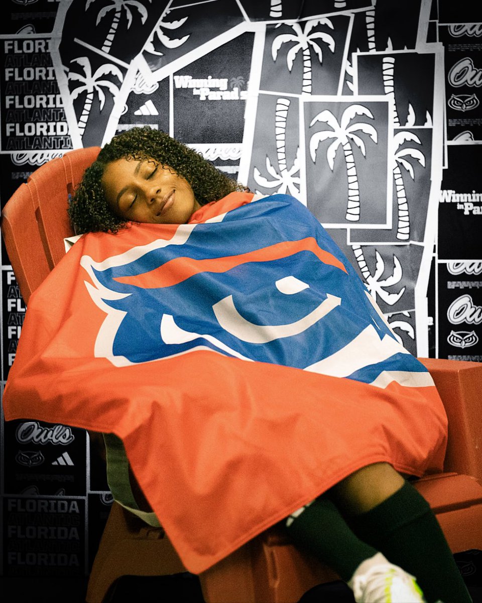 Nia Etienne tweet media