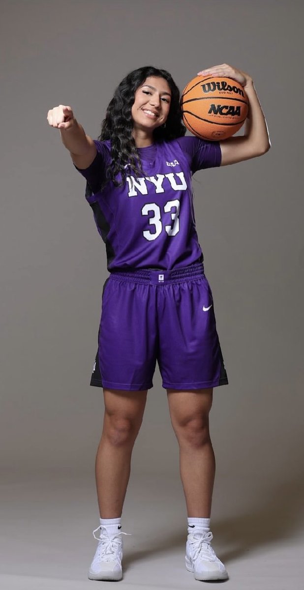 ACC Alum <a href="/SofiaC_33/">Sofia Corral</a> representing for <a href="/nyuwomenshoops/">NYU Women's Basketball</a> 🔥