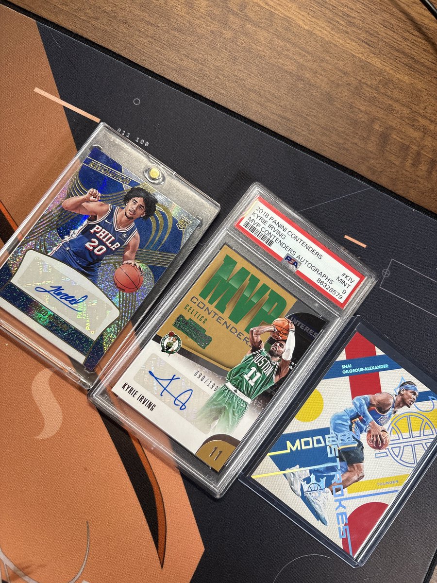 meeshFPS's tweet photo. today’s pickups at the @sportcardexpo 
@KyrieIrving @J_mccain_24 @shaiglalex https://t.co/D8TgrS7Czl
