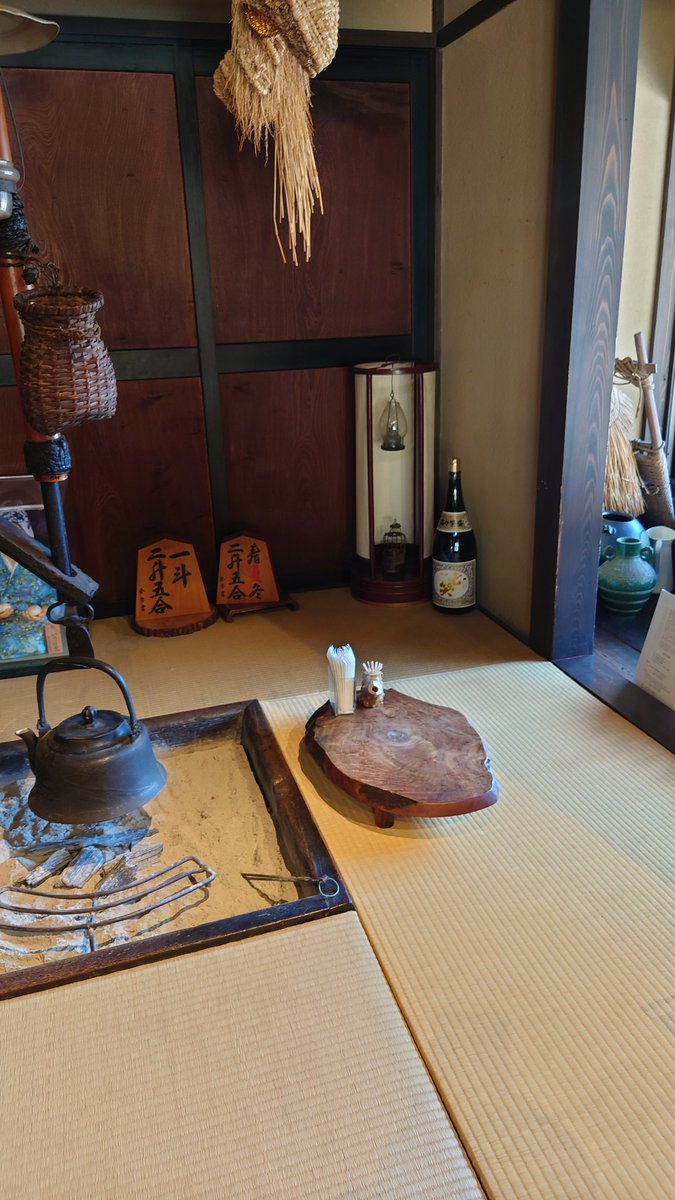 Highball_02kazu's tweet photo. 昨日、数年振りに鬼無里へ行きました。
プライベートでは無く、仕事でですが…
少し空き時間が出来たので、秋を感じたく、散策。
道路を含め色々変わっていたけど…😅 https://t.co/XbliGOLANT