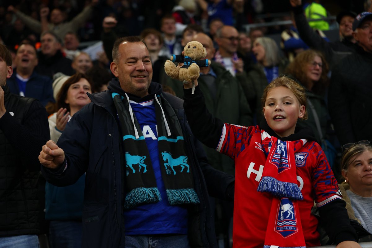 Blue Army. 💙

Thank you for your support in Swansea, Town fans. Have a good Sunday. 🙌