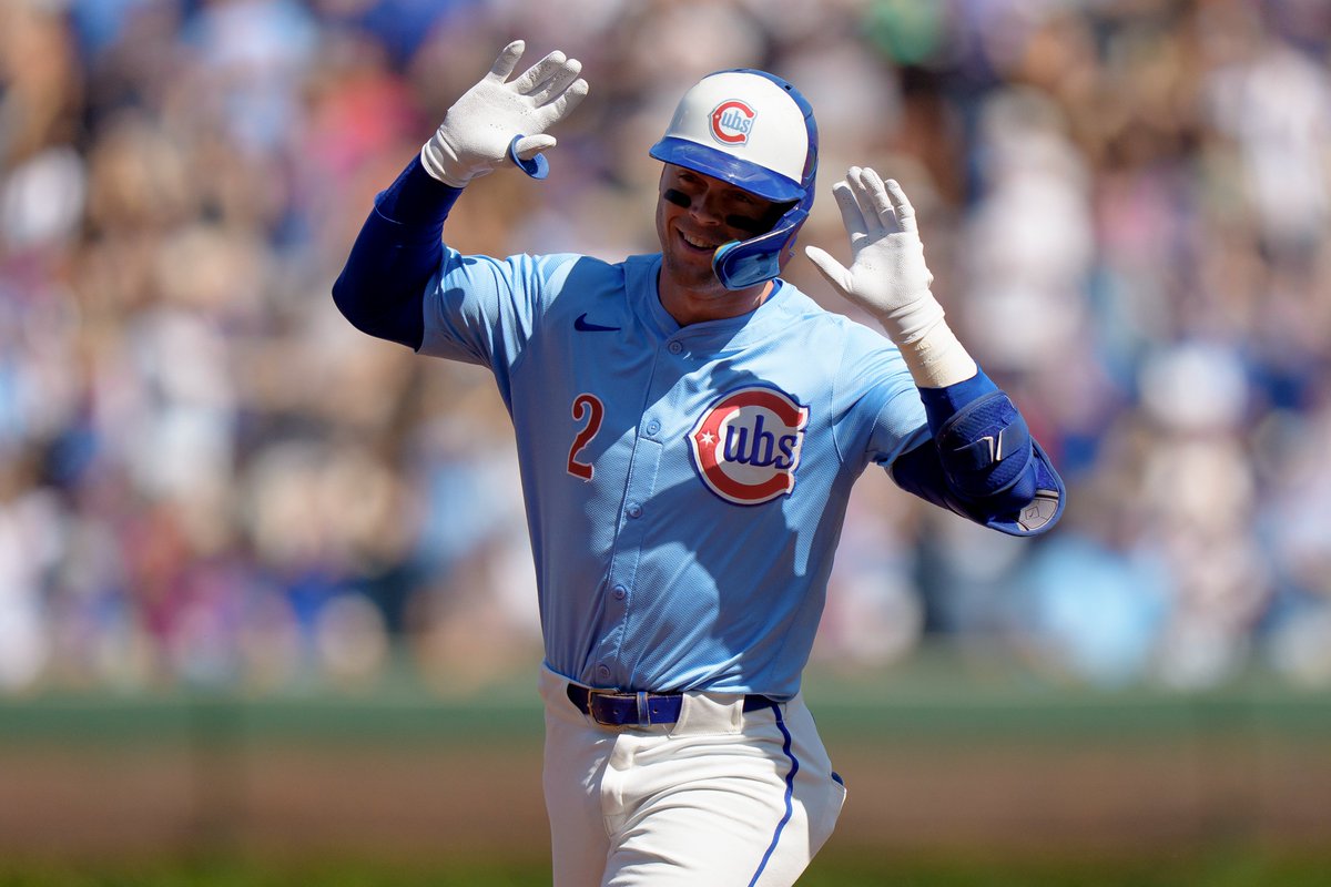 Cubs Authentics tweet media