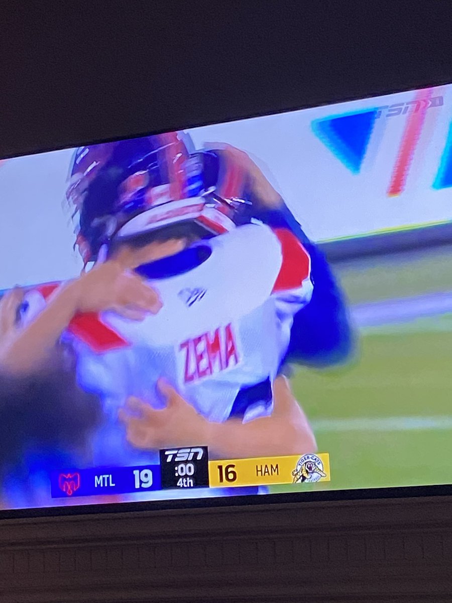 Wow what a finish <a href="/CFL/">CFL</a> . Congratulations to the <a href="/MTLAlouettes/">Alouettes de Montréal</a> going to the dance. <a href="/Ticats/">Hamilton Tiger-Cats</a> brought game heart wrenching loss man they gave it a fight.👊 <a href="/CFL/">CFL</a> keeps on giving great entertainment 👊 on to the west final.👍