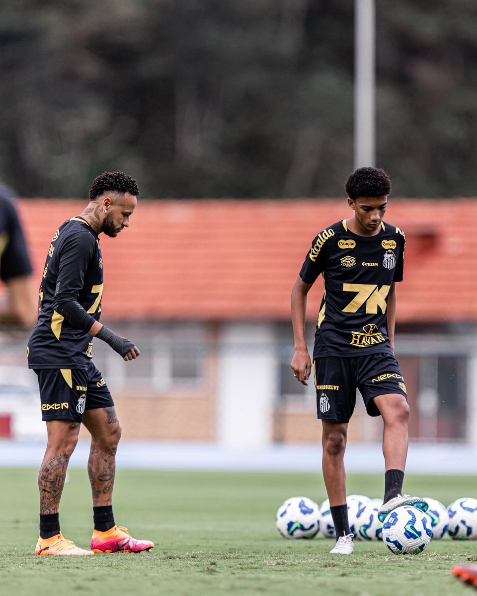 Todas as fichas estão neles.