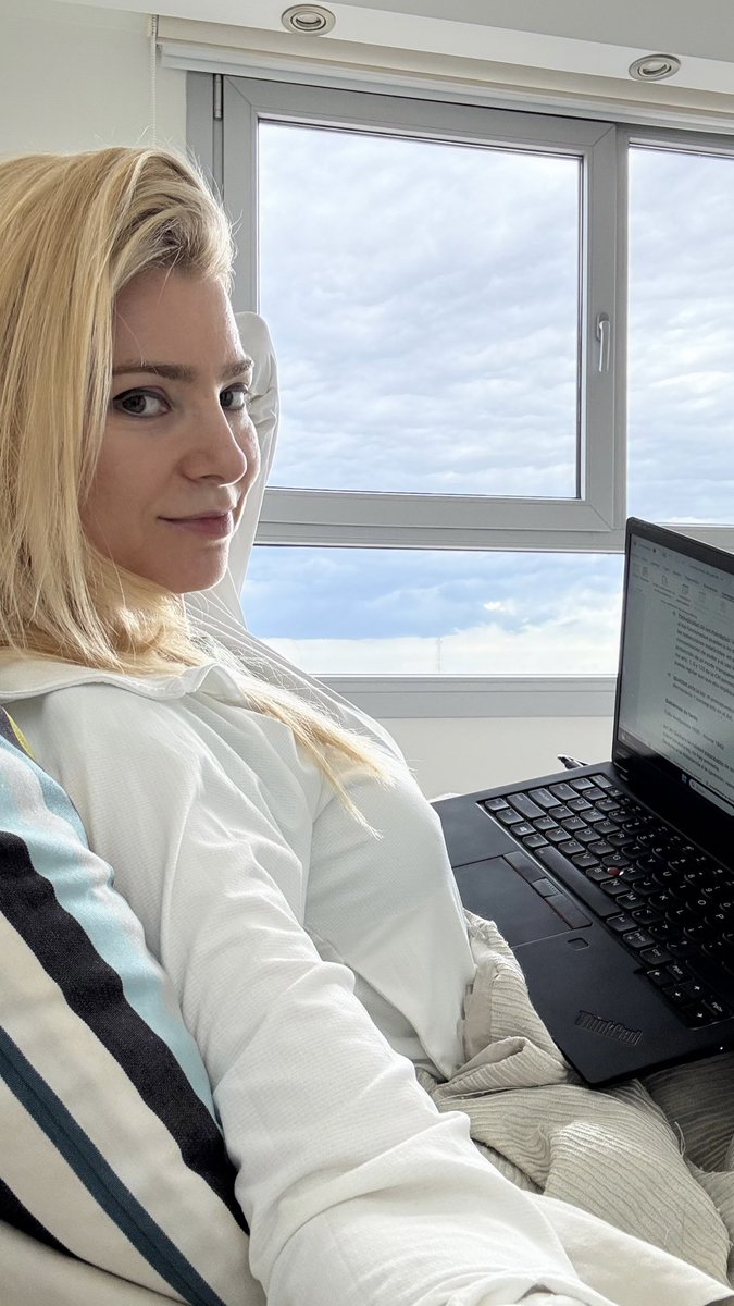 Eliana tweet media