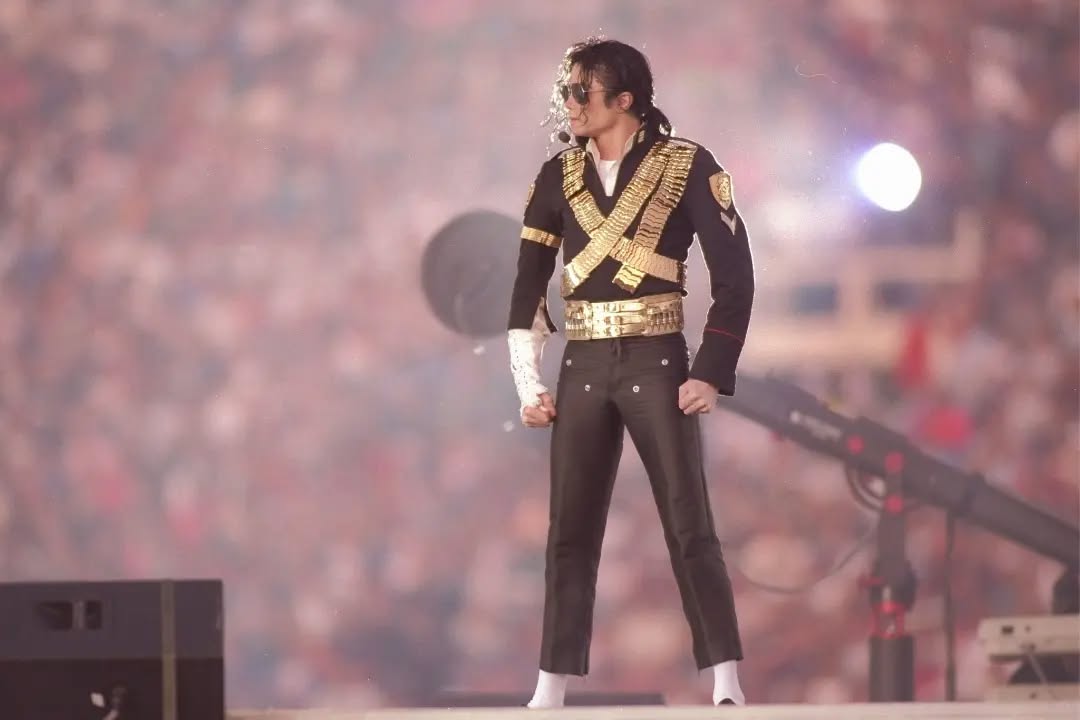 captaineomjjx's tweet photo. Michael Jackson, 1993 https://t.co/CjmFVg9uKa
