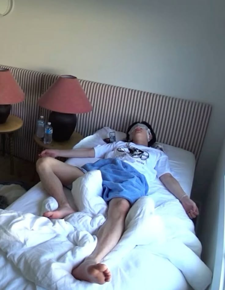 prikittodominho's tweet image. vocês amanhã. /// eu amanhã