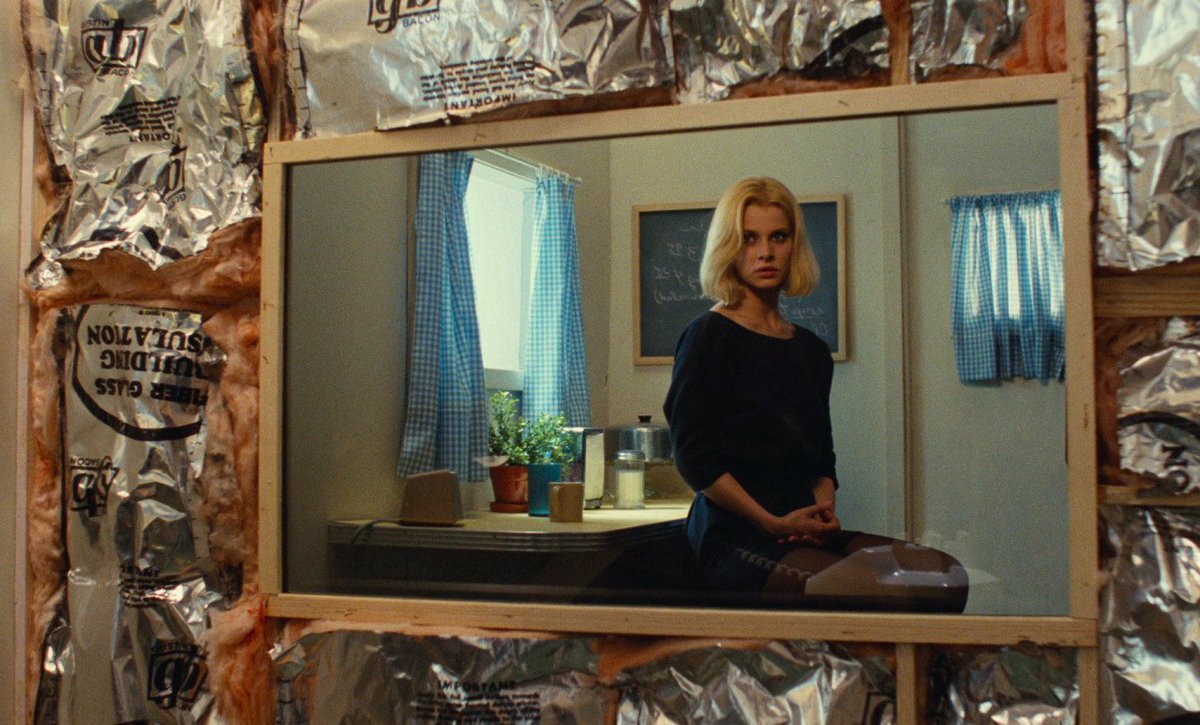TheCinesthetic's tweet photo. Paris, Texas (1984) dir. Wim Wenders https://t.co/qwXK1DZeEL