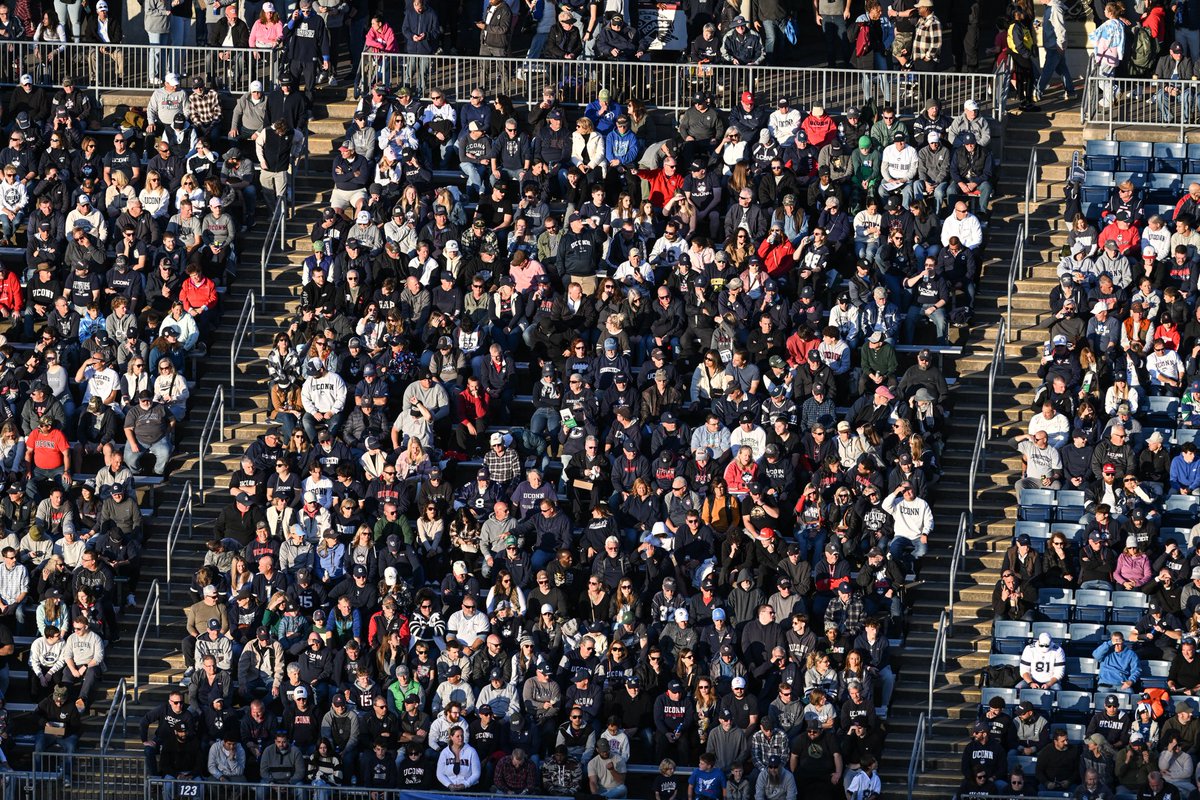 UConn Huskies tweet media