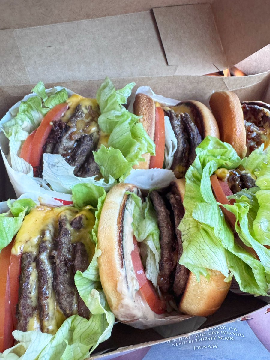 Zack Strength tweet media