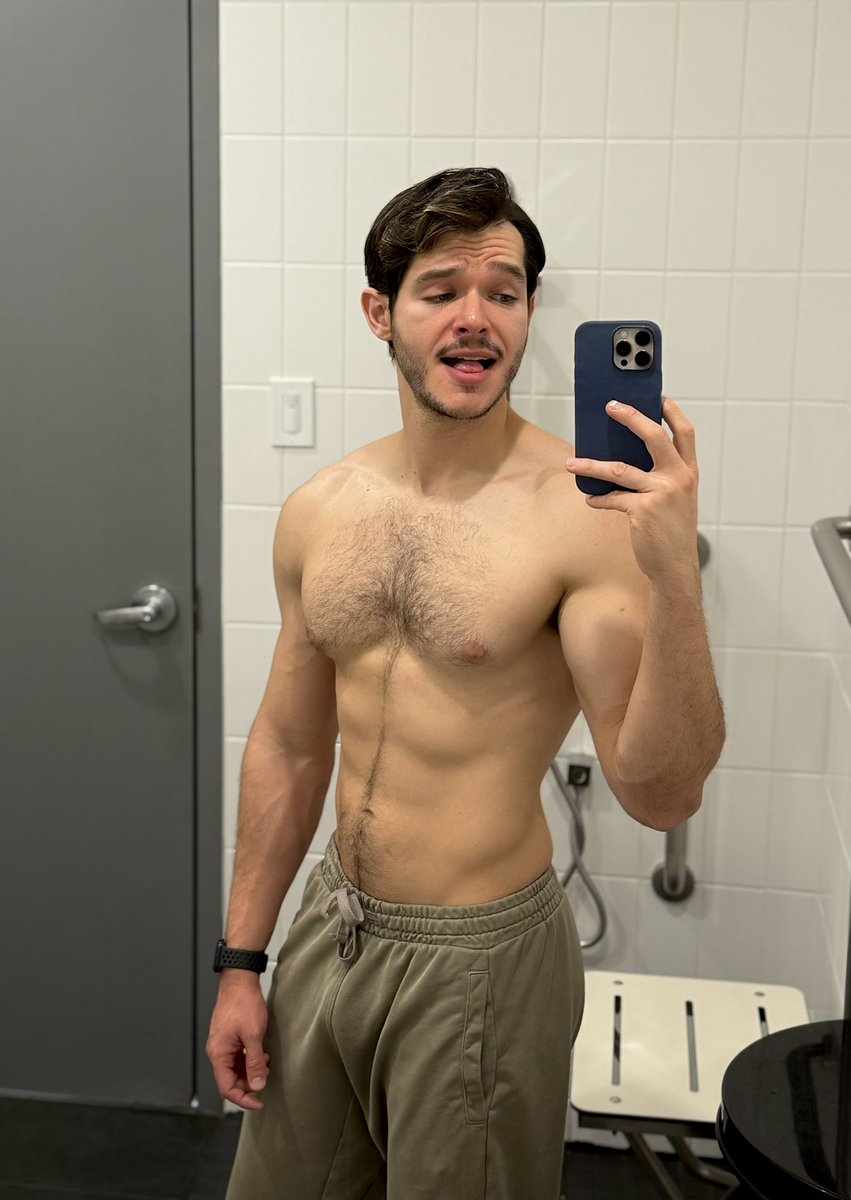 It’s sweatpants season at the gym too