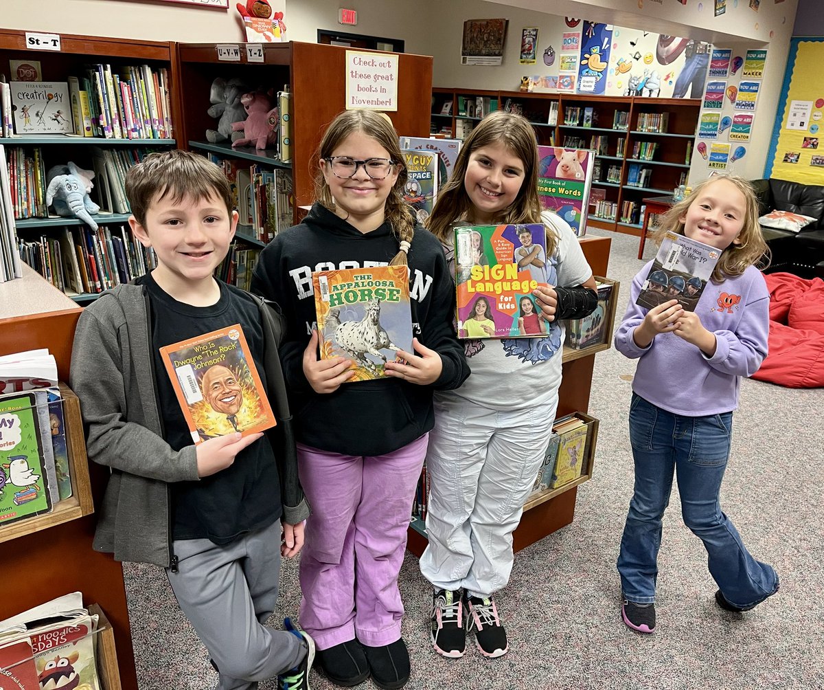 Falcon Book & Media Nest tweet media