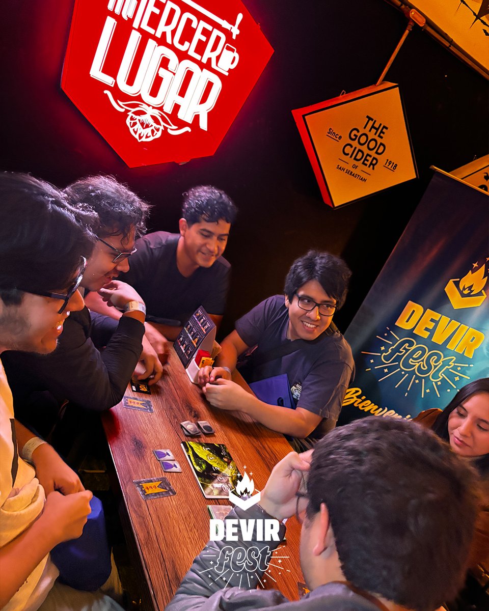 DevirAmericas's tweet image. ¿Viniste al Devir Fest Perú 2025? 😱🤩 ¡Búscate aquí! 😎 Les dejamos las primeras mesas participantes, pero espera... llegan más sorpresas 🔥😍

¿Viste a tu compa? Etiquétalo en los comentarios 📸

#DevirFest #Lima #LaMolina #JuegosDeMesa #DevirAmericas #AvantPremiere