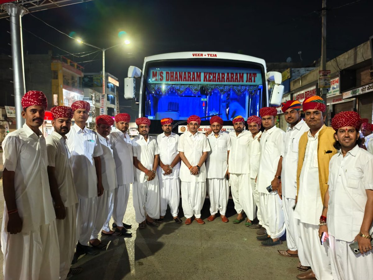 raju_balotra's tweet image. राष्ट्रीय जाट शताब्दी सम्मेलन में शामिल होने के लिए समाज के गणमान्य लोगों के साथ बालोतरा से पुष्कर के लिए प्रस्थान 🙏
#jaat 💫