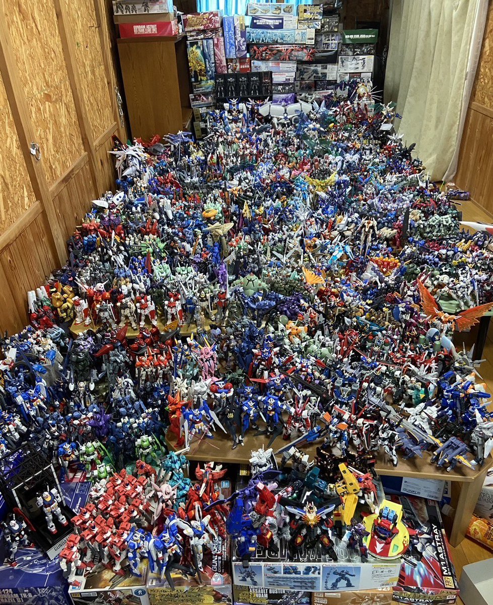 アッガイ幾つ作ったっけ...?
どこ....?アッガイのゆくえをご存知ですか?