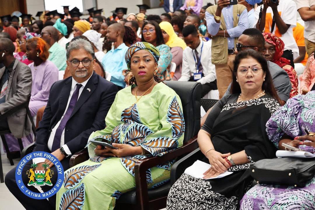 FirstLadyBio's tweet image. This afternoon, It was a profound honor to address the bright, determined graduates of the College of Digital Excellence (CODE) today. Seeing so many brilliant young minds, especially our young women, ready to contribute to our nation’s digital future is a true inspiration.…