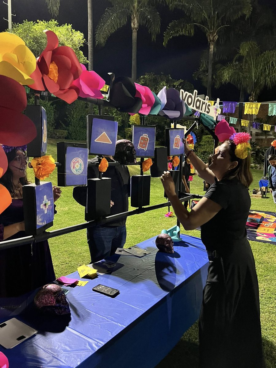 Estuvimos en Guadalajara junto a Volaris en el aniversario de Méxima, presentando el nuevo vuelo Guadalajara–Zihuatanejo ante más de 120 agencias de viajes.

Con estas acciones, la OCV Ixtapa Zihuatanejo reafirma su compromiso con la promoción del destino.