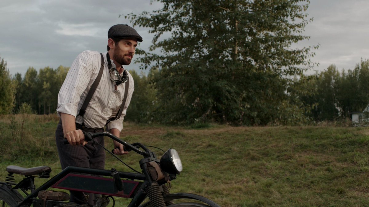 Happiest of birthdays to you <a href="/ChrisMcNally_/">Chris McNally</a> !🥳 May your special day be as spectacular as you are! 💖 #HappyBirthdayChris 

#ChrisMcNally <a href="/hallmarkchannel/">Hallmark Channel</a> <a href="/MichelleVicary/">MichelleVicary</a>