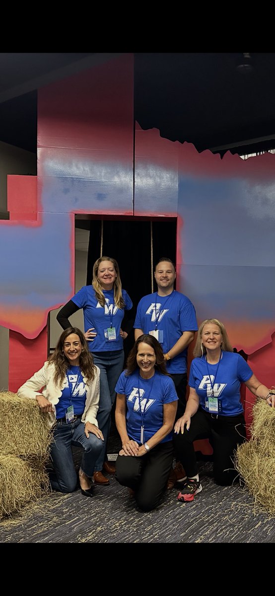 Eric__Mace's tweet image. Packed house for our session at the #MEGAConference!
Grateful to share how principal collaboration fuels innovation, strength-based leadership, and student success.
Proud to represent Port Washington and alongside such inspiring colleagues. @NLInstitute2