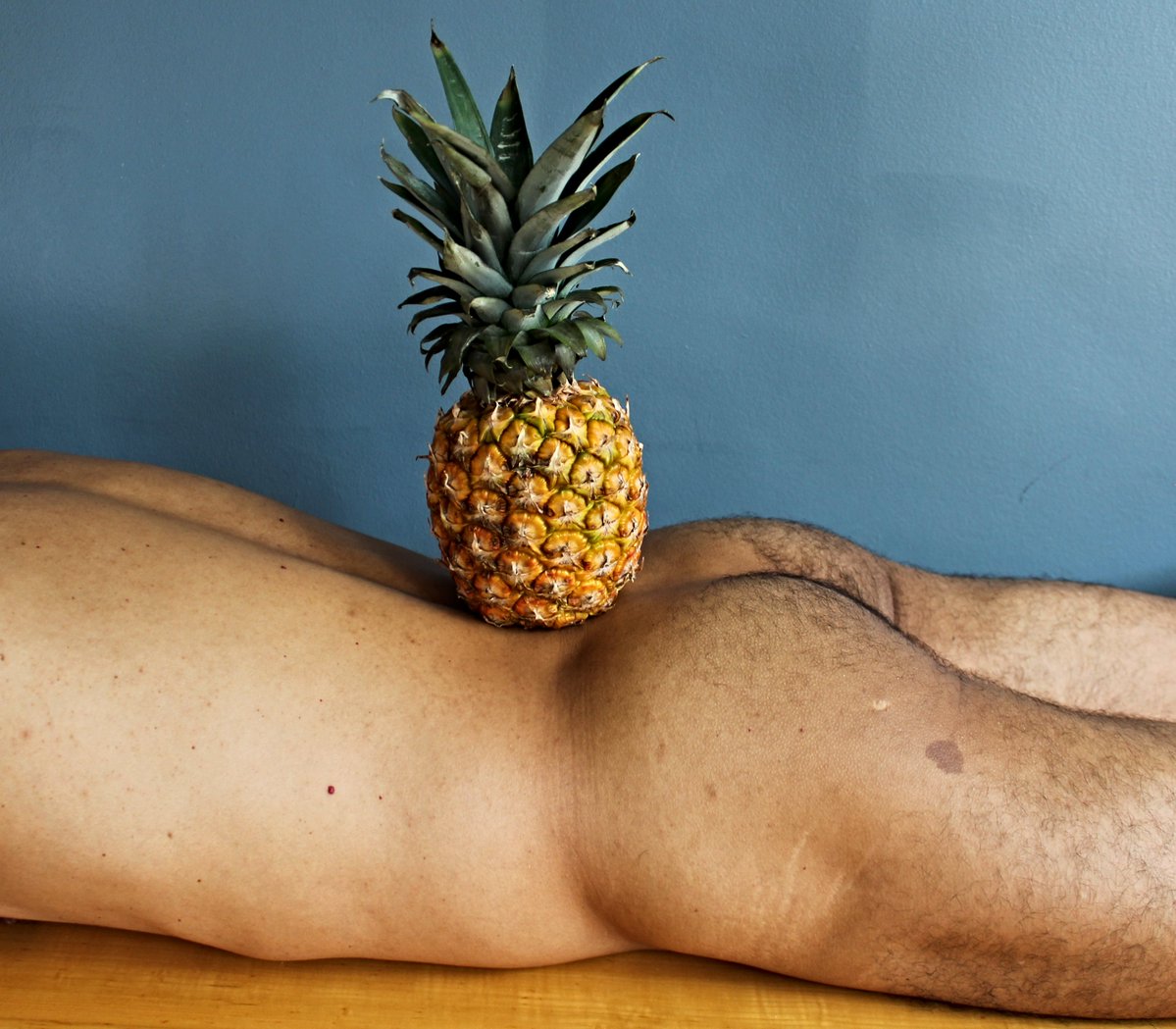 How do you say Pineapple in Spanish? Join us for some social naturism and an opportunity to expand your vocabulary. outsavvy.com/event/31008/na…