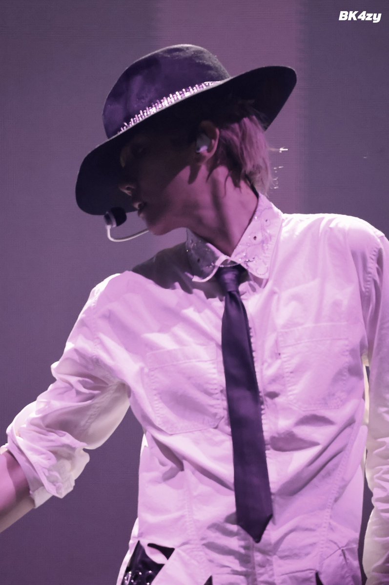 I vote for #BAEKHYUN #2025MAMAVOTE