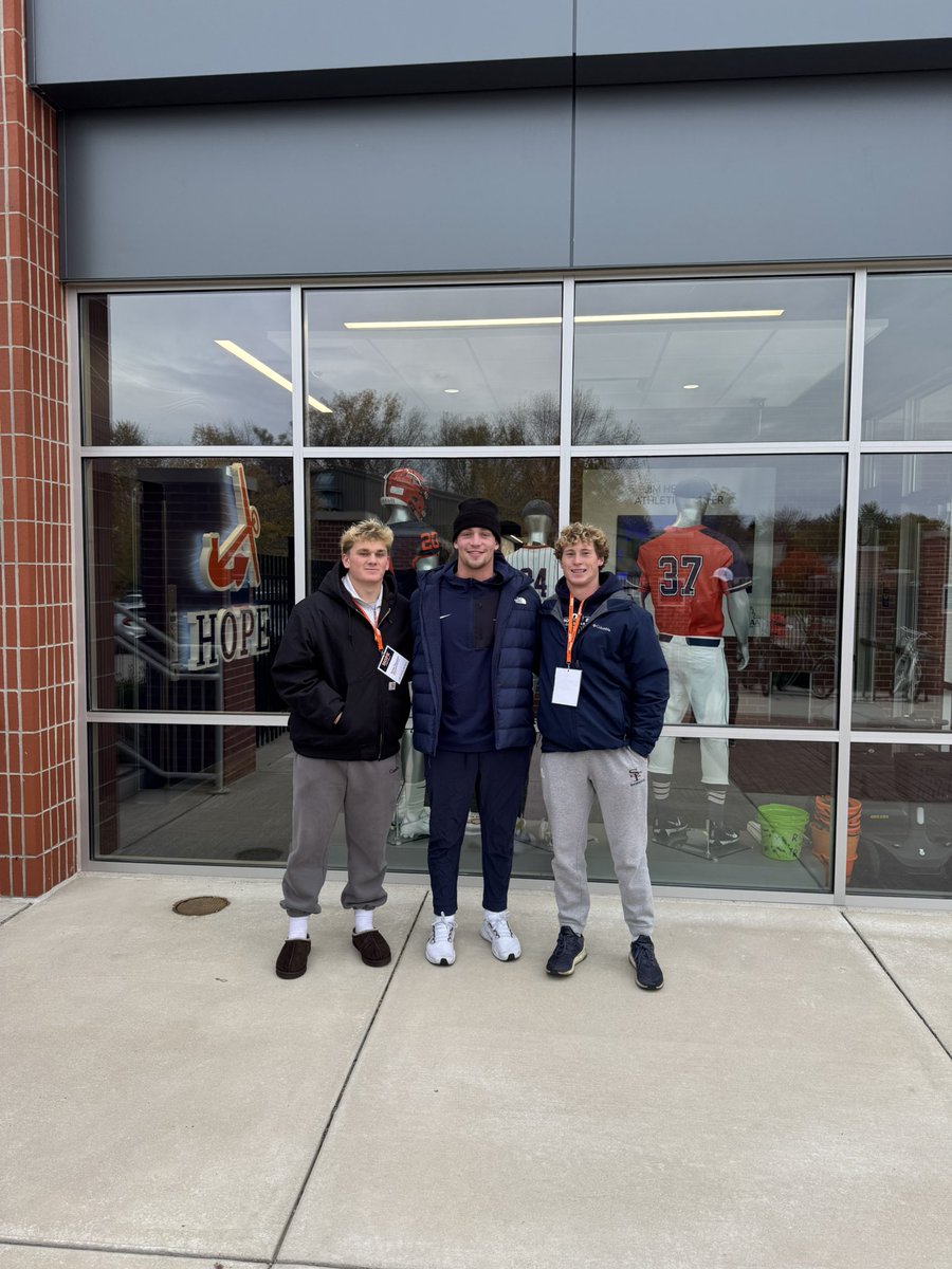 winzack88's tweet photo. Had a great experience at hope today.
@Coach_HThompson @PStuursm https://t.co/O6us8aHOiT