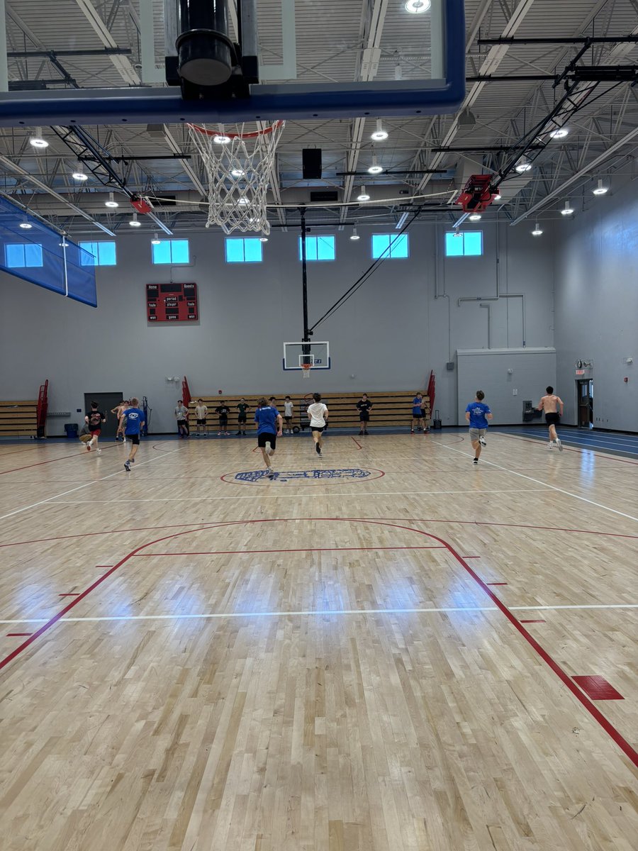 It was a great week for Martinsville Basketball! Travel practices, Little Arties practices, the end of HS conditioning, the last off-season morning workout, and new white uniforms arrived. Everyone throughout the program is working hard and getting better!