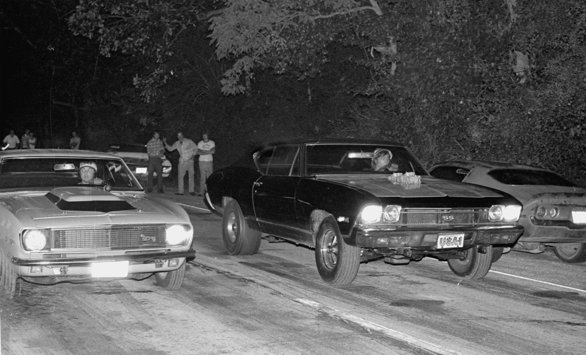 RetroCoast's tweet image. Friday Night Fever
Let's go back to those halcyon days #1980s