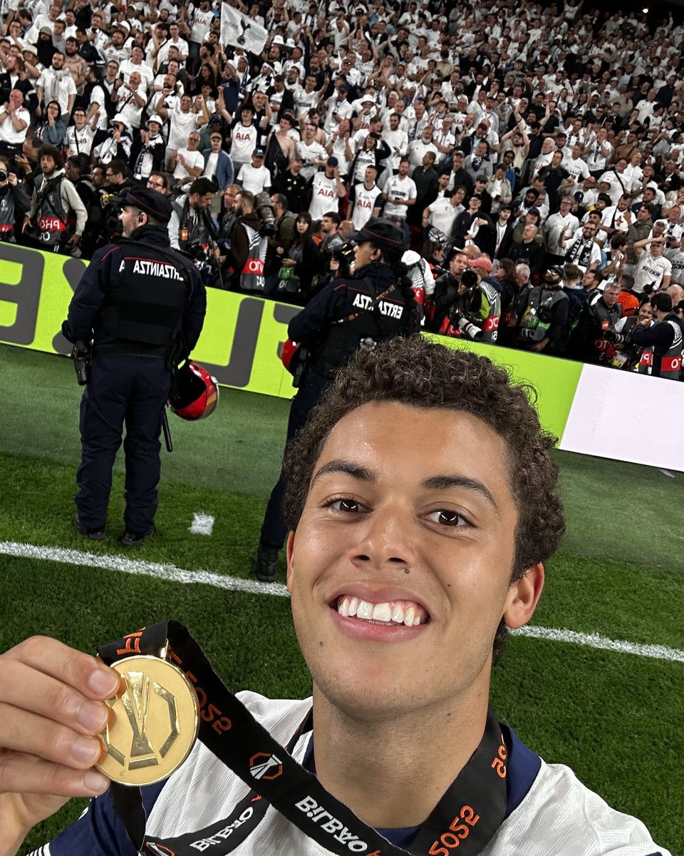 I will forever love Johnson for giving me the best night of my life. 

I think he has a part to play in the squad with his goalscoring abilities, but my god, he is one of the worst on the eye players i’ve ever watched.