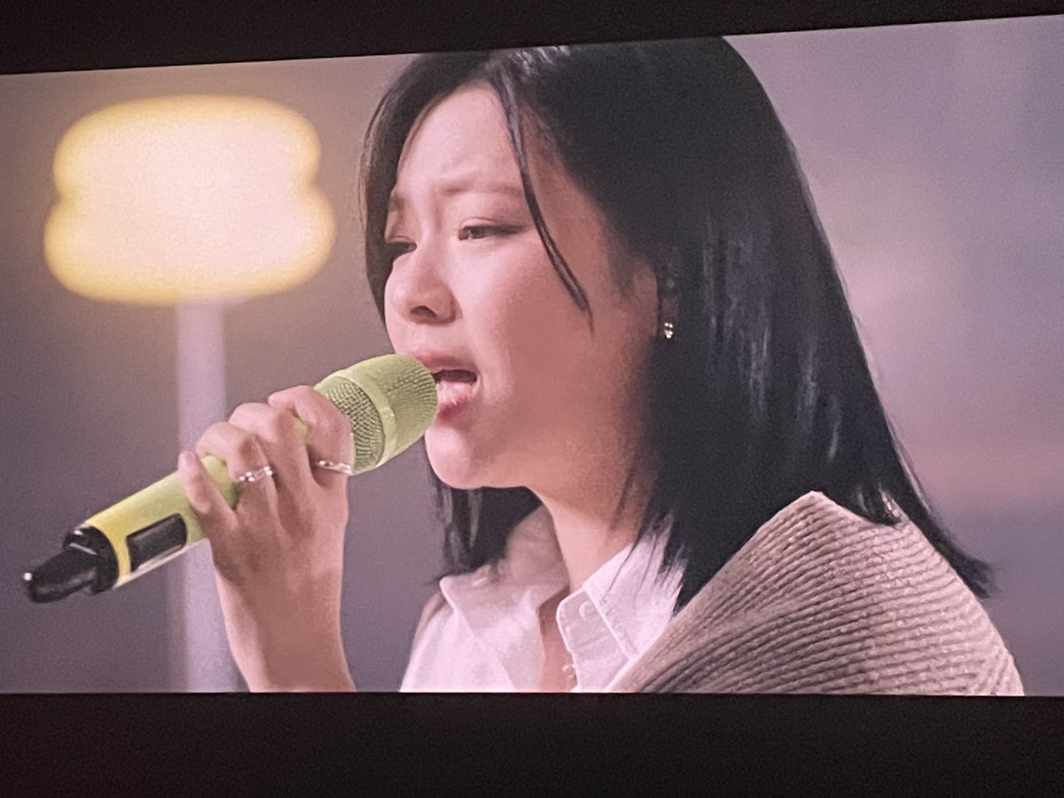 tzuyucollect's tweet photo. O filme documentário do Twice fez qualquer um chorar com a parte da jeongyeon ( incluindo eu :3) https://t.co/BIKtXywCns