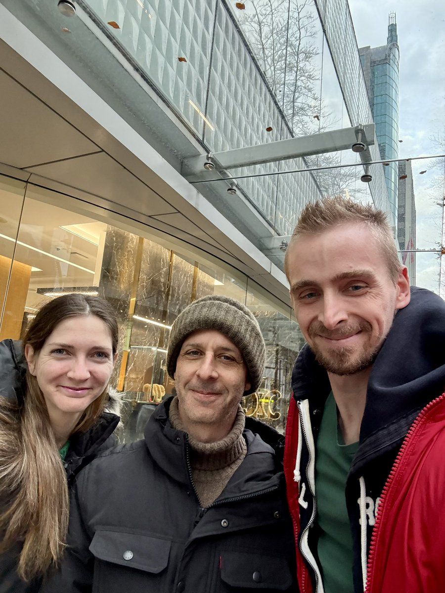 Just bumped into Jeremy Strong in downtown Vancouver — filming The Social Reckoning! 🎬 <a href="/yvrshootstweets/">YVRShoots Tweets</a>