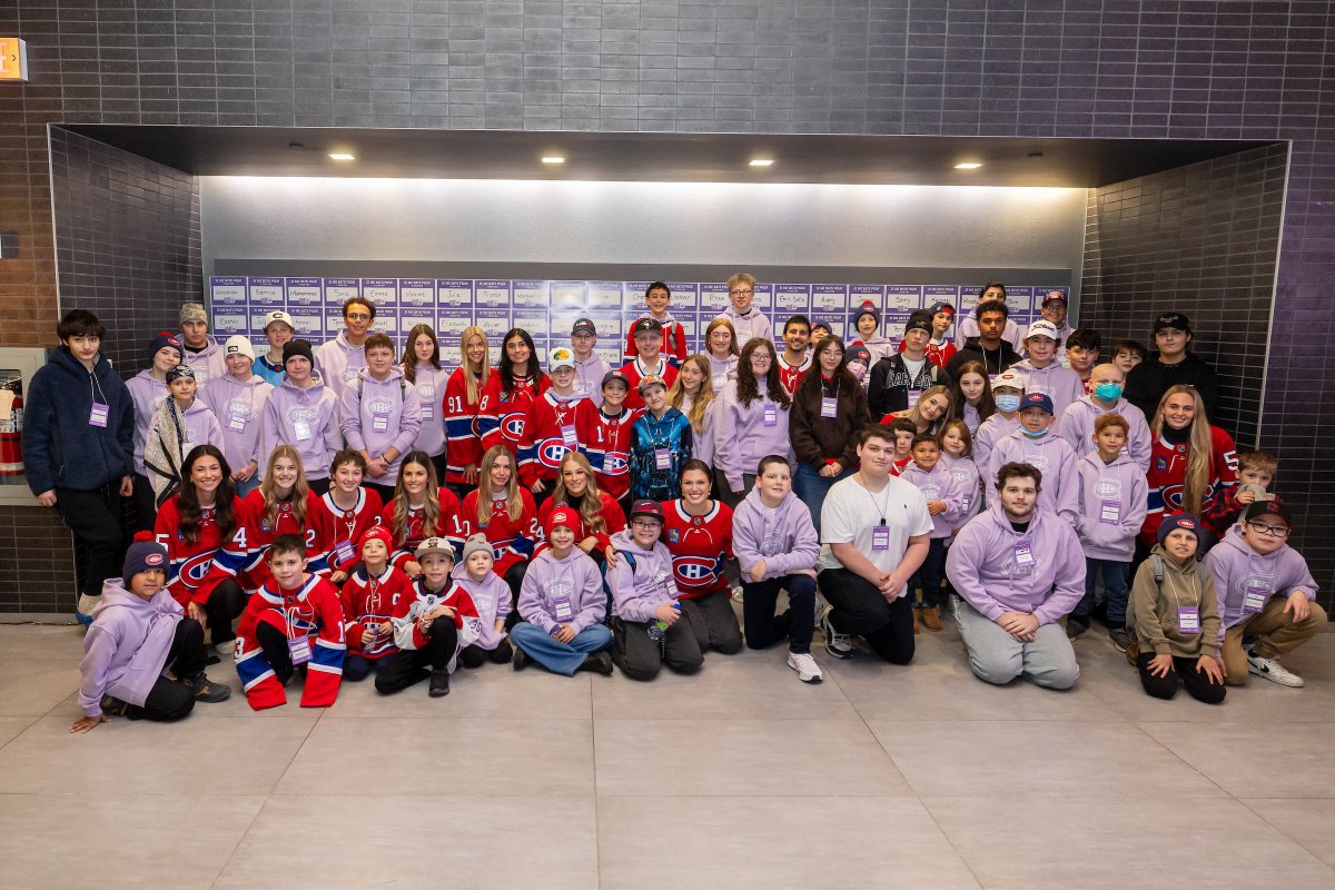 Les conjointes de nos joueurs ont passé un moment en compagnie de nos adorables invités 🫶

Habs spouses met the sweetest guests

#LeHockeyPourVaincreLeCancer | #HockeyFightsCancer