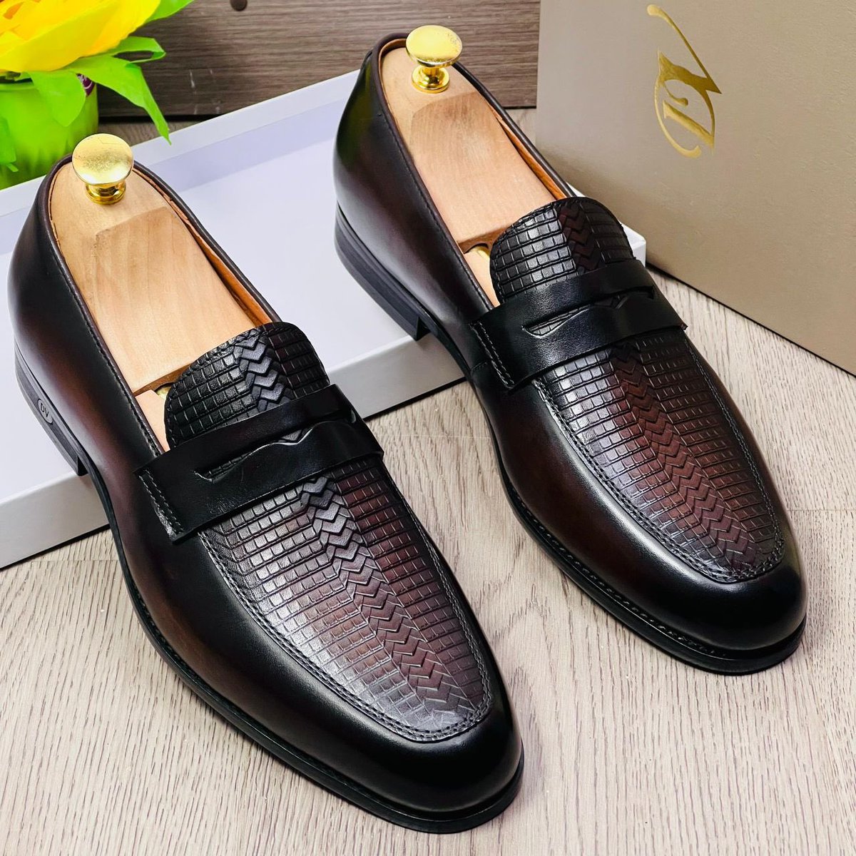 i.legend tweet media