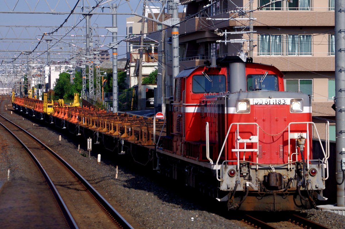 ef64_mudo's tweet photo. 11/8 工9389レ 新見工臨 DD51-1183+チキ12B https://t.co/sokZm9eZyE