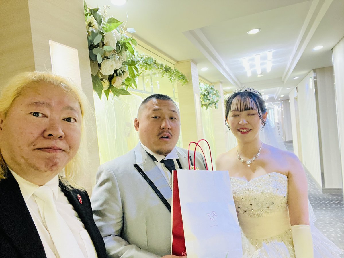 ま様へ♥5/17挙式 motoyukiamai on X