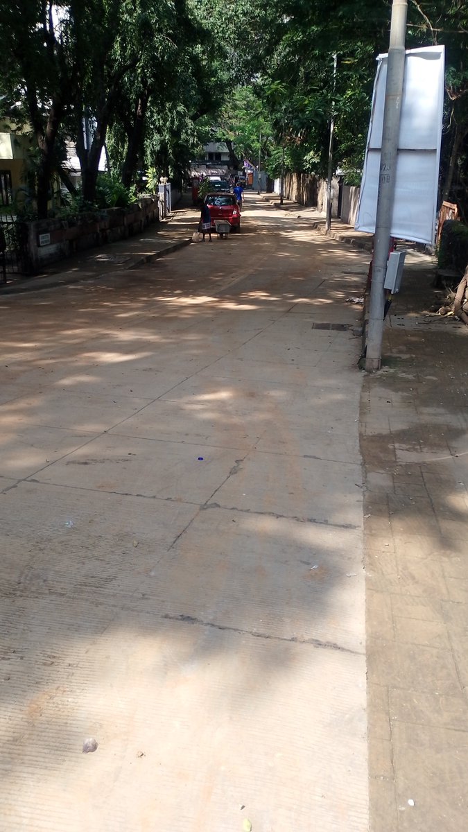 grahammiranda7's tweet photo. @ShelarAshish @mybmc Request for two speed breakers at Shirley Rajan Road leading upto St Anne's School #bandra West. Safety of students is vv important https://t.co/T0SL56inqd