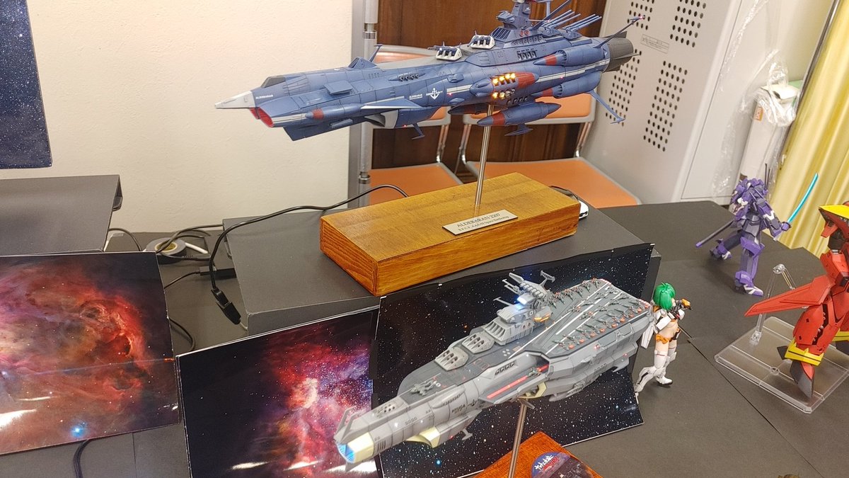 Snk22V007's tweet photo. 第6回 #北海道マシーネンの会 二日目開始!今日もガミラス艦の「ガミラス目」は緑色(巡航状態)からスタート! #HOBAS #宇宙戦艦ヤマト #yamato2199 #yamato2202 #yamato2205 #yamato3199 https://t.co/dLz4Hu8DkE