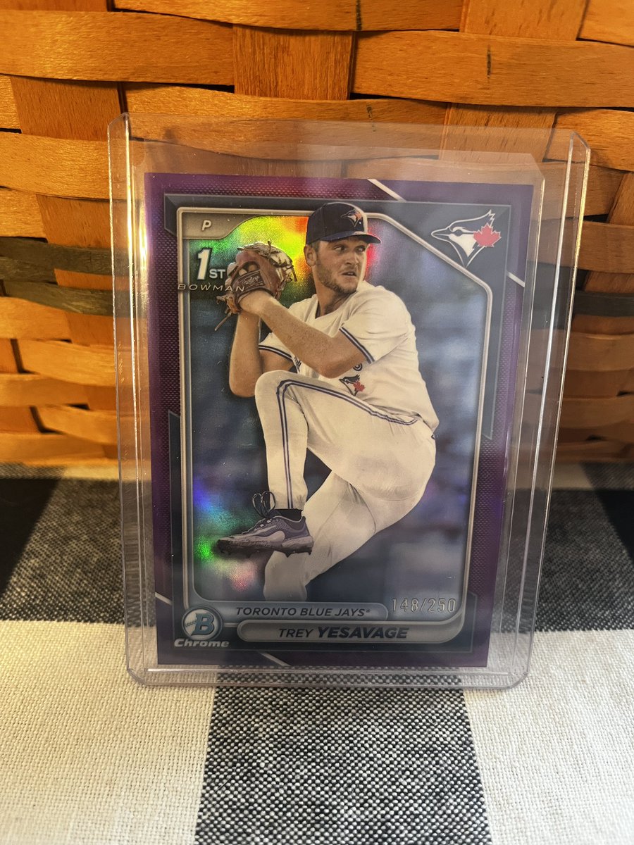 Huge thanks to <a href="/ohmbudsman/">Bobby Elliott</a> for this awesome Yesavage giveaway 🔥 

Appreciate you keeping great cards 
on the feed, so stoked to add this one!